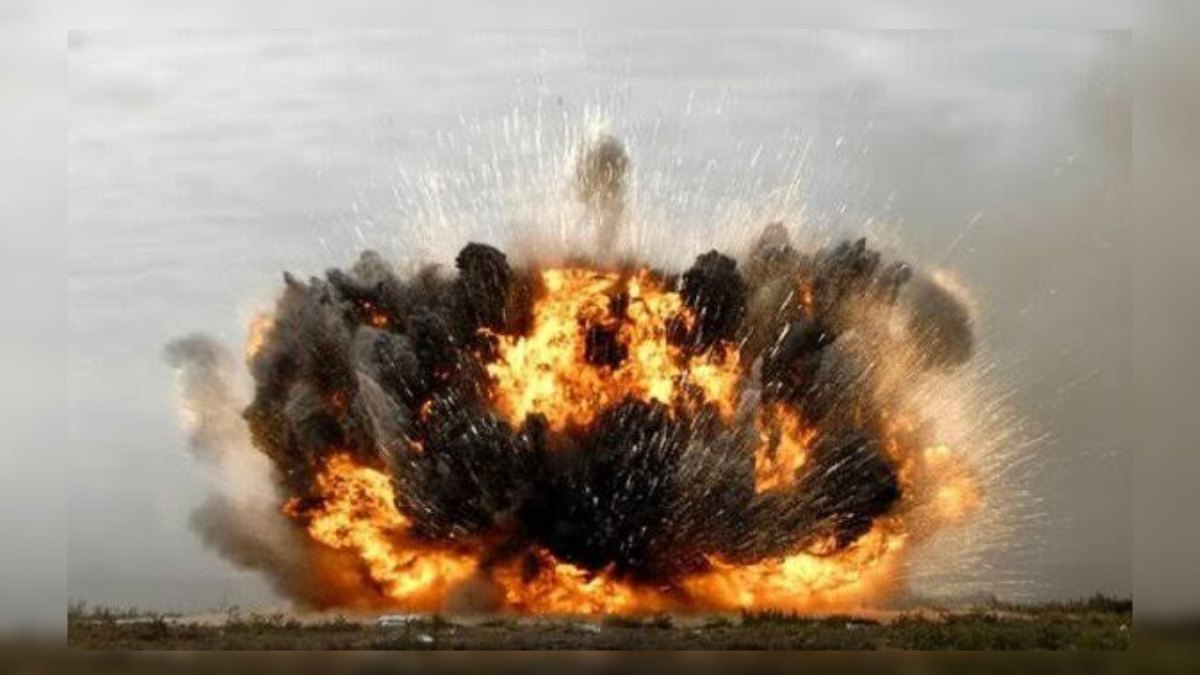 Civilian injured in mysterious blast in Nishat