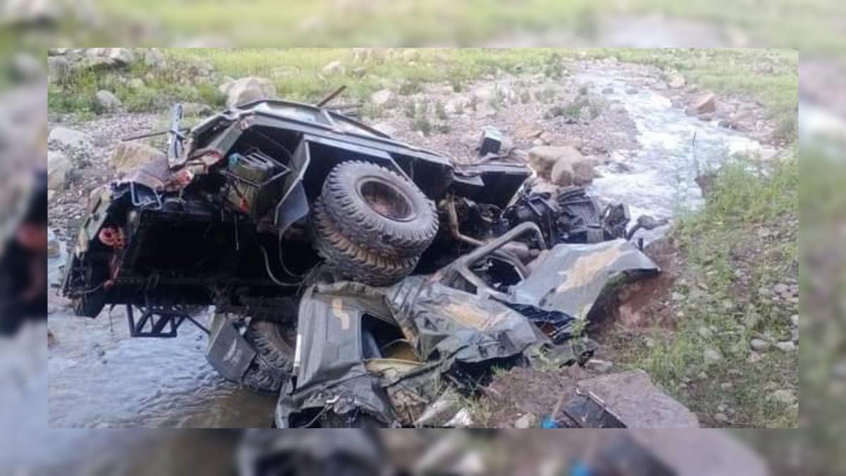 9 Pakistani soldiers killed, 4 injured in road accident in Pakistan-controlled Kashmir 9 Pakistani soldiers killed, 4 injured in road accident in Pakistan-controlled Kashmir