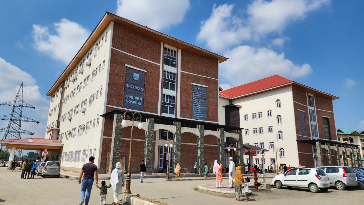 After missing several deadlines; 500-bed children hospital finally functional