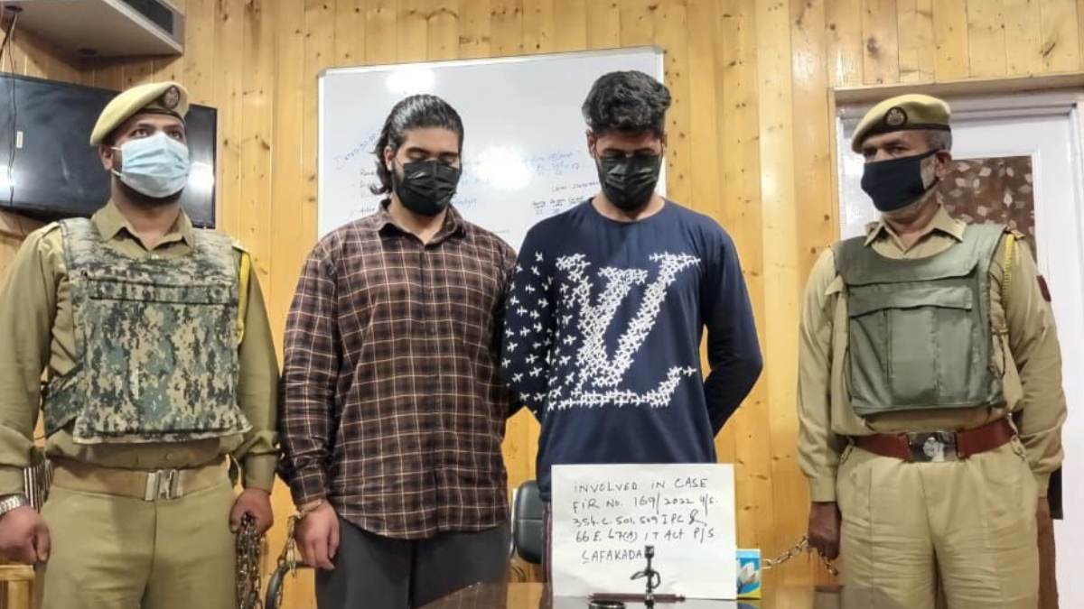 Two held for blackmailing, extorting money from woman in Srinagar