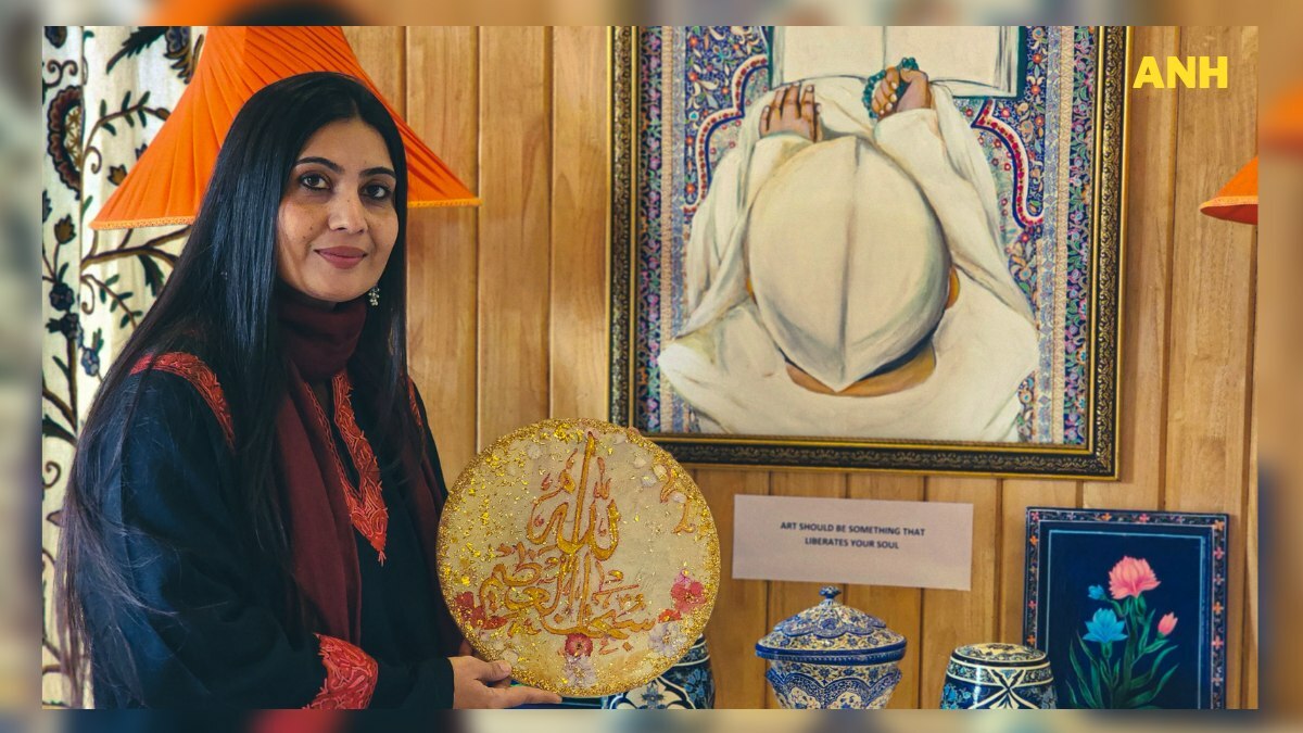 Painting exhibition in Sgr: Event aimed to spread art through different forms, says Deepa Soni