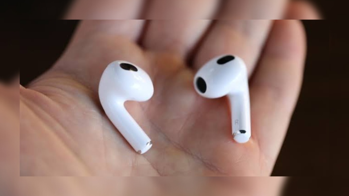 Over 1 billion young people potentially at Risk of Hearing loss due to use of Earbuds and Headphones: Research