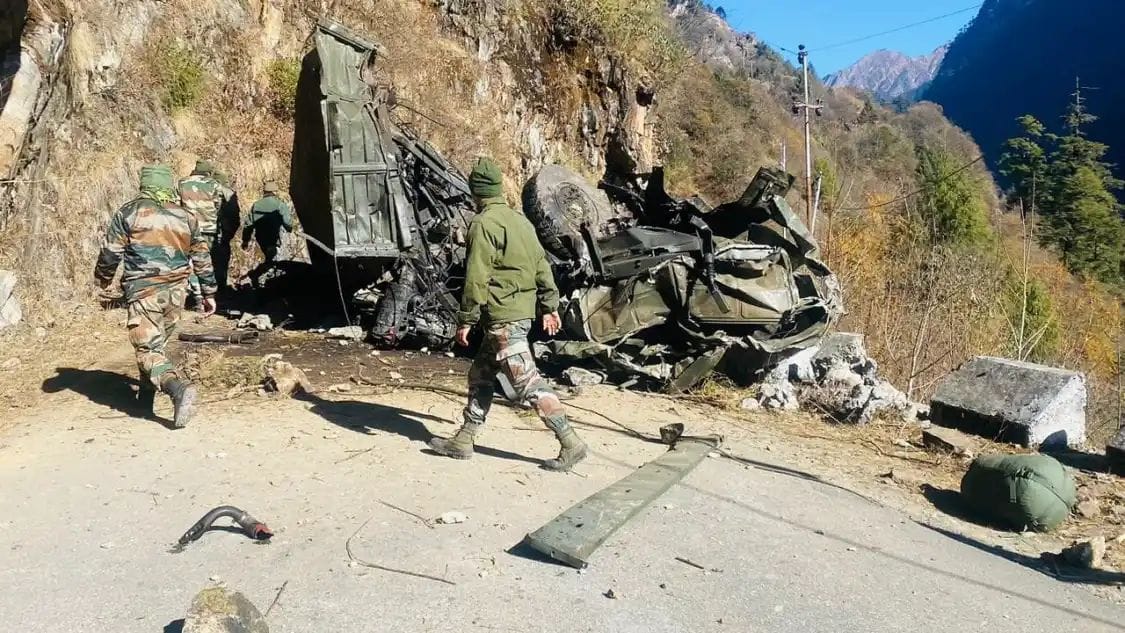 16 solidiers killed, 4 injured in accident near Indo-China border in Sikkim 16 solidiers killed, 4 injured in accident near Indo-China border in Sikkim