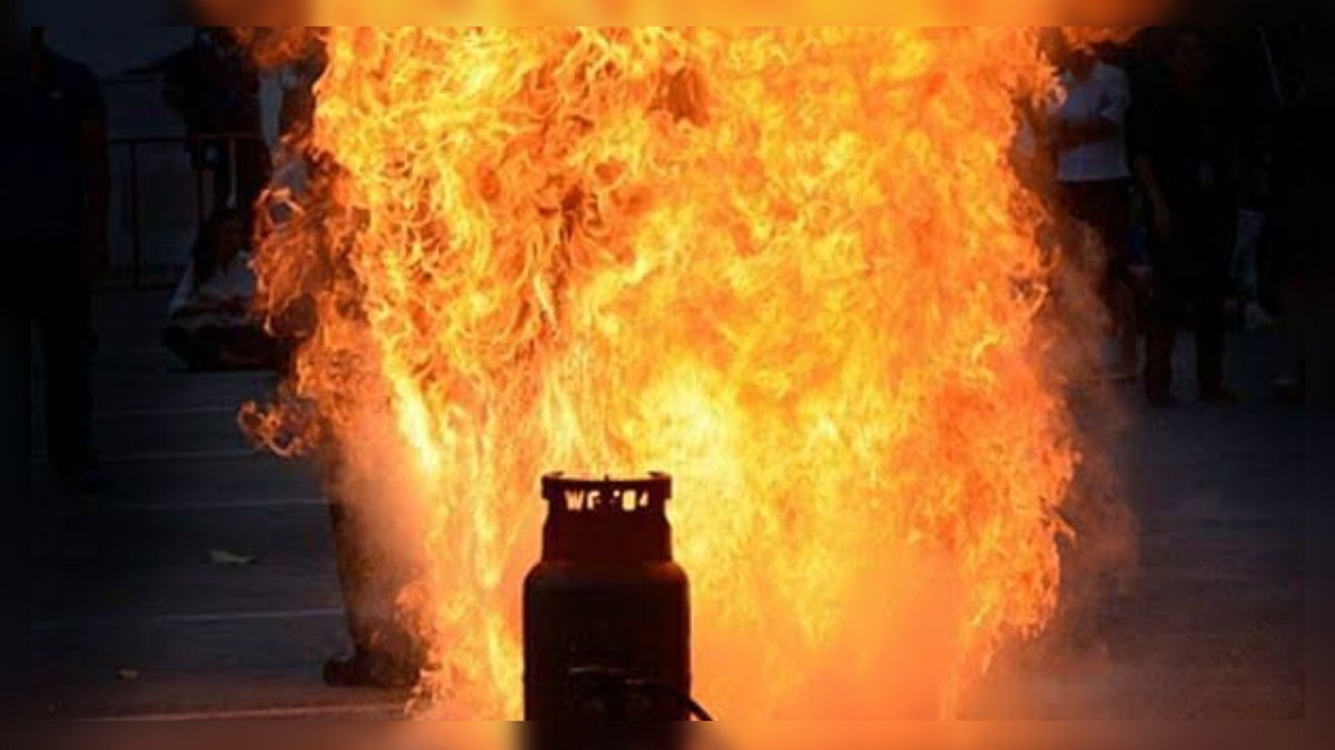 Minor among 4 of family injured in LPG cylinder blast in Srinagar