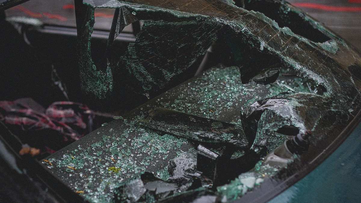 Driver died, 2 injured after shooting stones hit two vehicles in Ramban