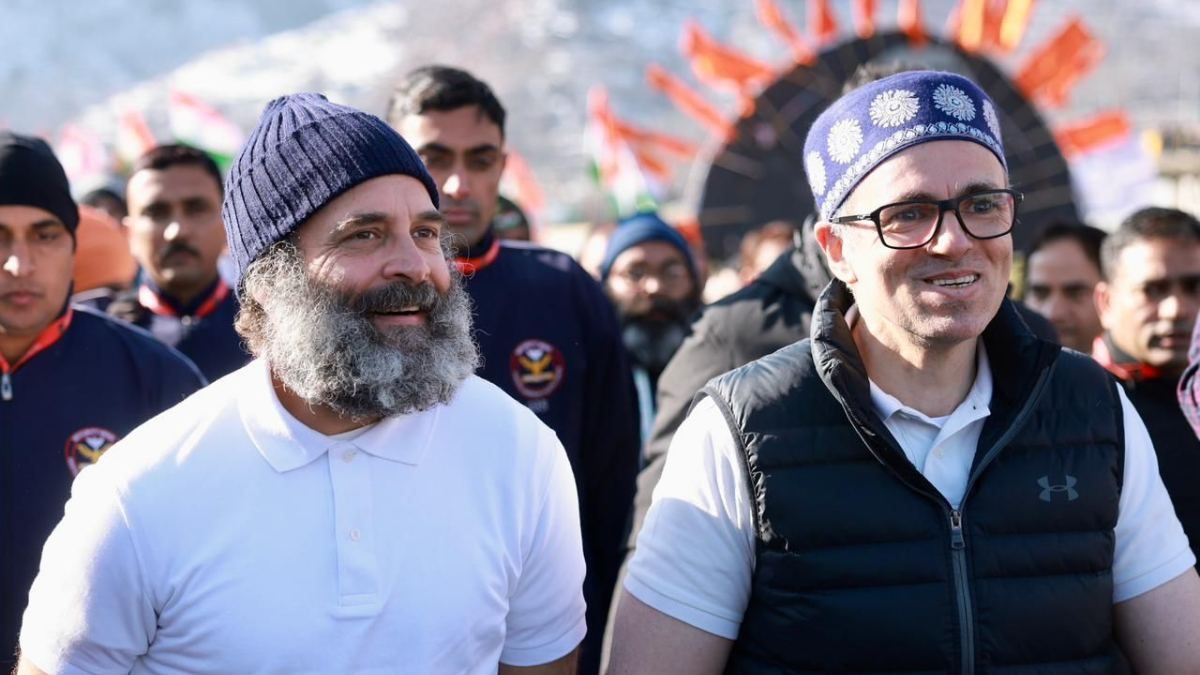 Omar Abdullah joins Rahul Gandhi led Bharat Jodo Yatra in Banihal