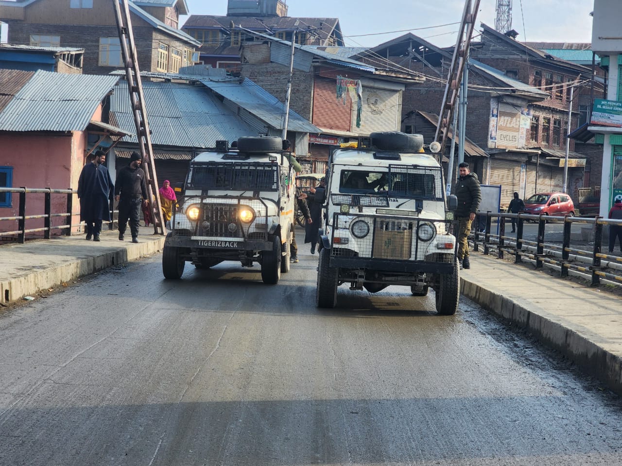 Sopore police foil woman’s suicide attempt