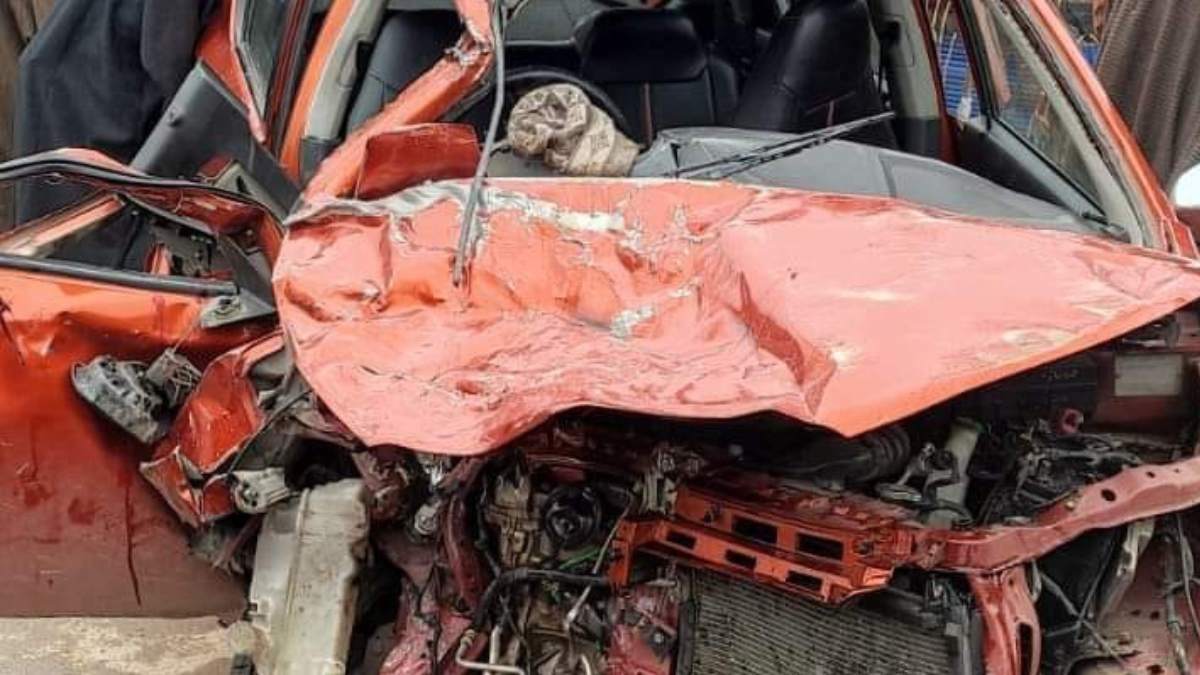 2 killed,1 injured in Kupwara accident 2 killed,1 injured in Kupwara accident