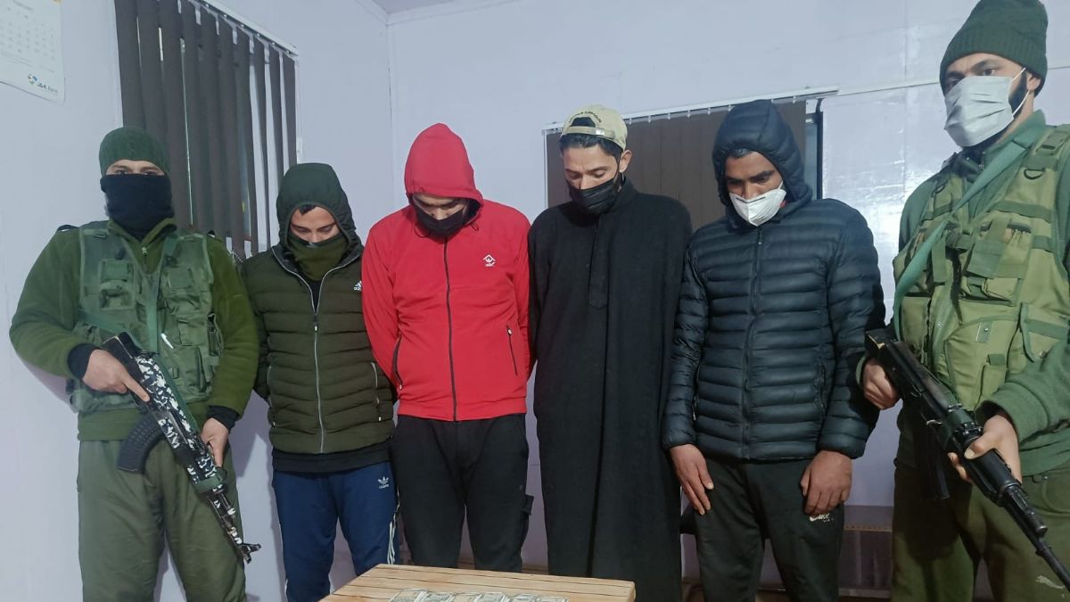 Four arrested for assaulting, looting man in Srinagar: police Four arrested for assaulting, looting man in Srinagar: police