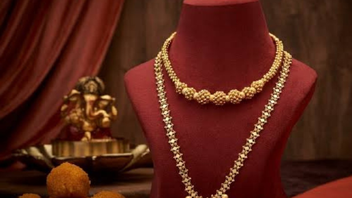 Man posing as DIG dupes woman of Rs 8 Lakh Jewellery