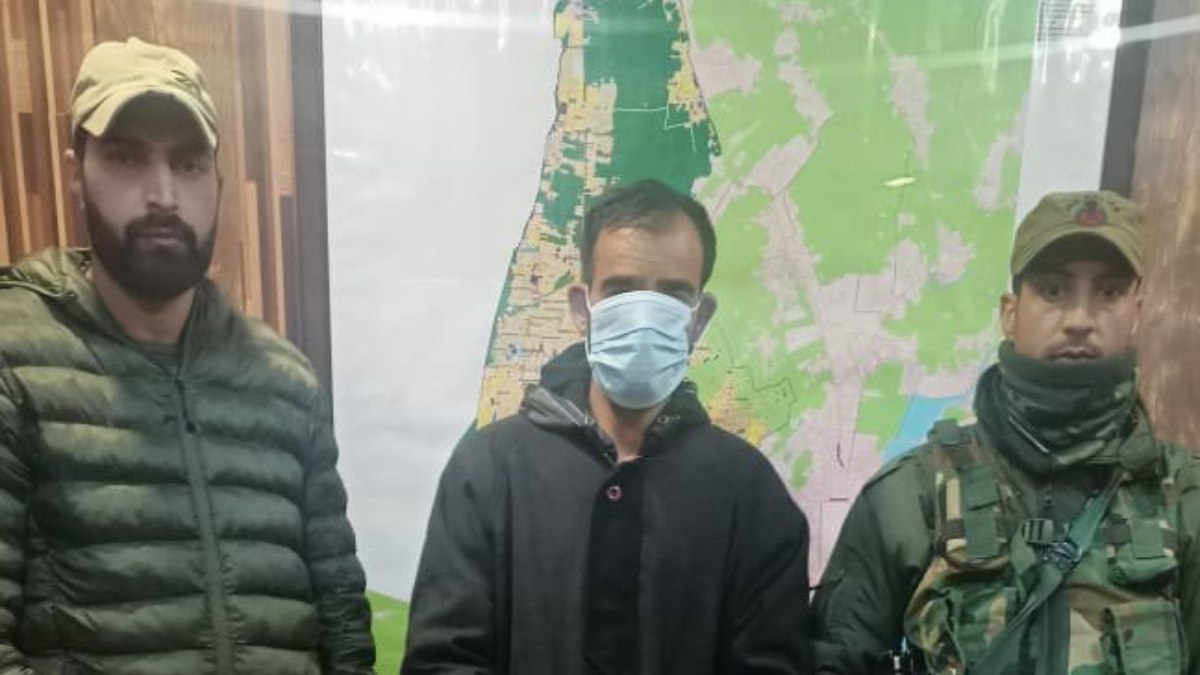 Man arrested for sexually assaulting minor girl at SKIMS: Police