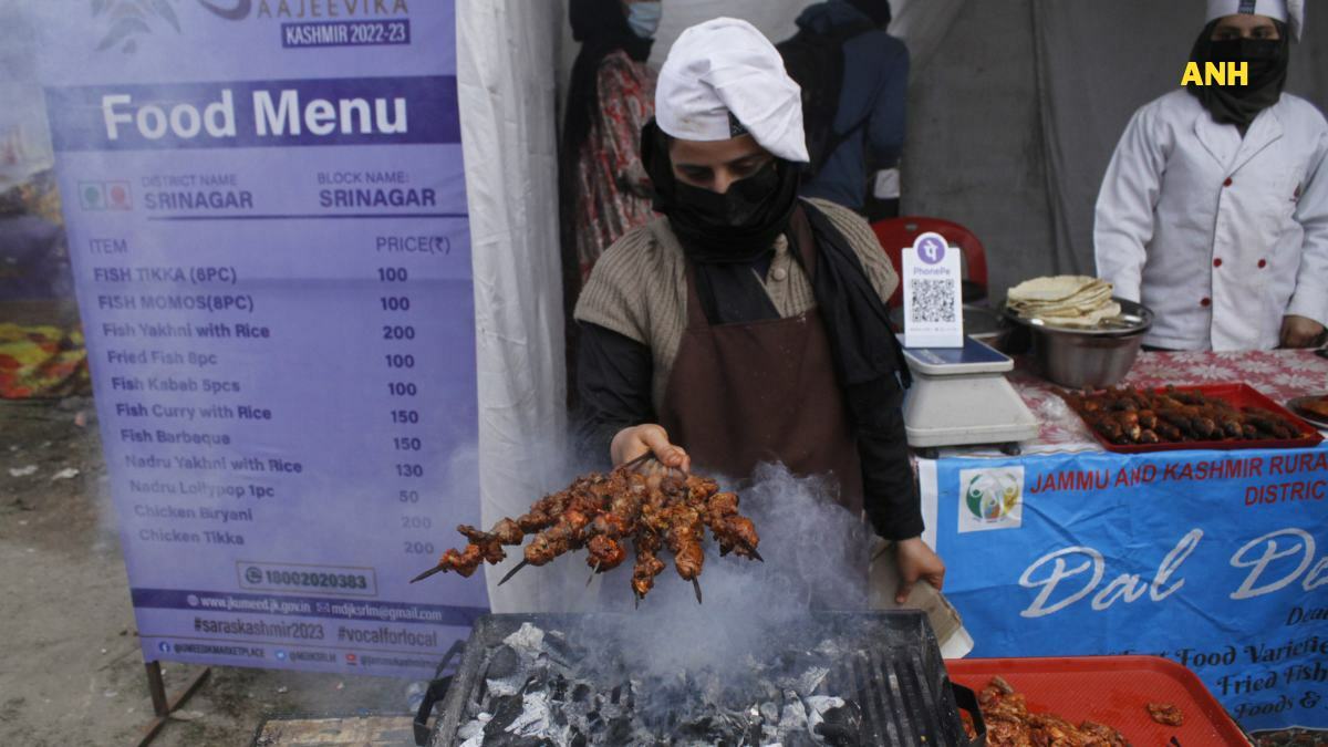 Breaking stereotypes, Habak girls opt for barbeque, fast food selling as livelihood means in Sgr