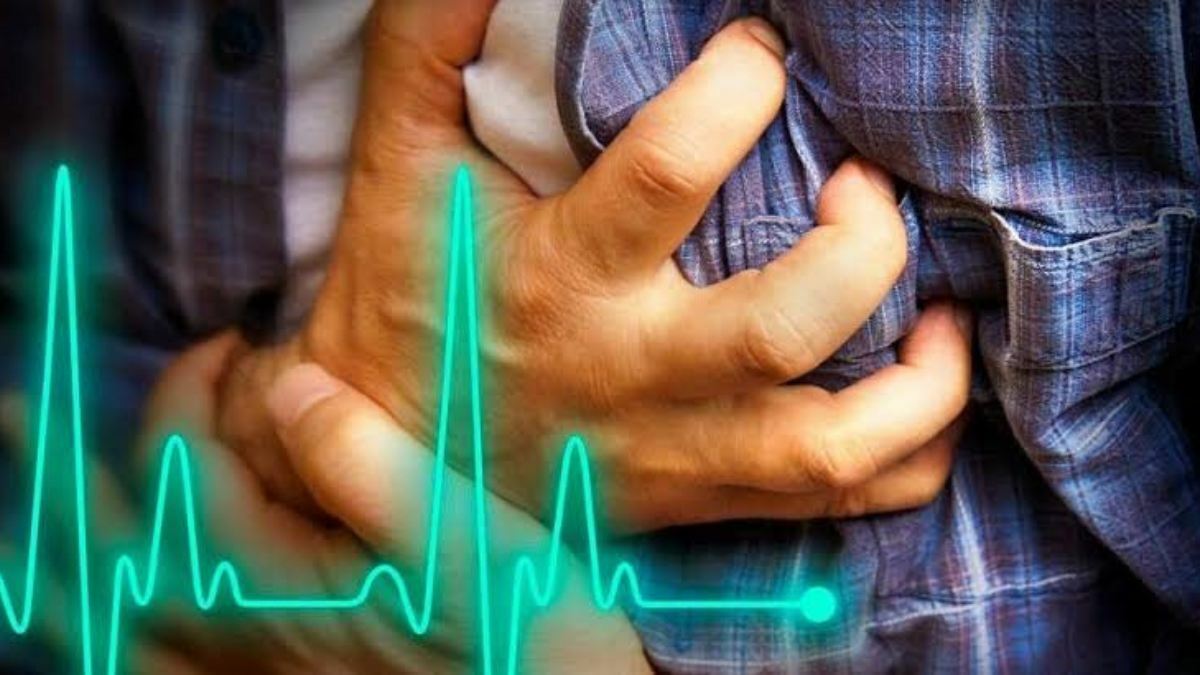 Casual labourer dies of suspected heart attack in Shopian CRPF man dies of suspected heart attack in Sgr
