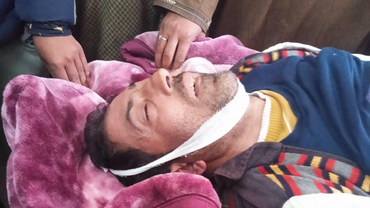 JCB operator killed as avalanche strikes Sinthan Top