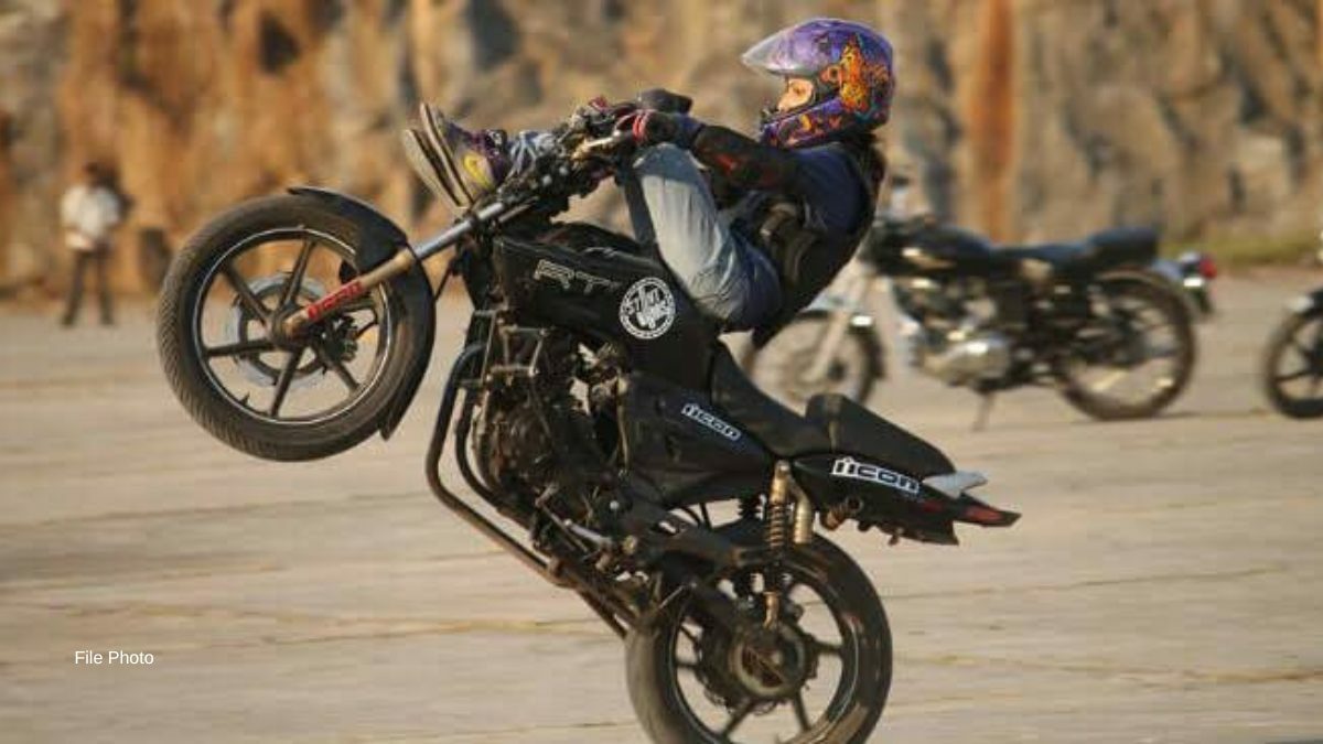 Traffic police identifying stunt bikers through social media