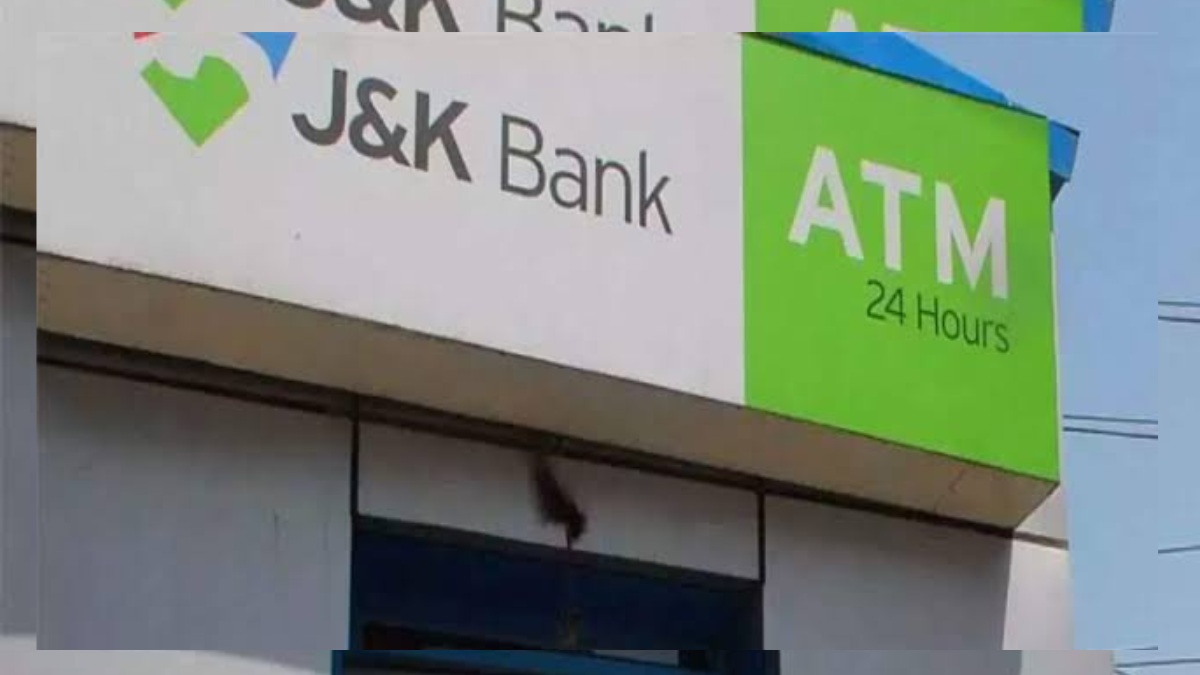 Burglars decamp with J&K banks’ ATM from Pulwama town