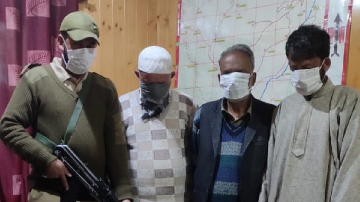 Elderly man among 03 gamblers held in Baramulla: Police