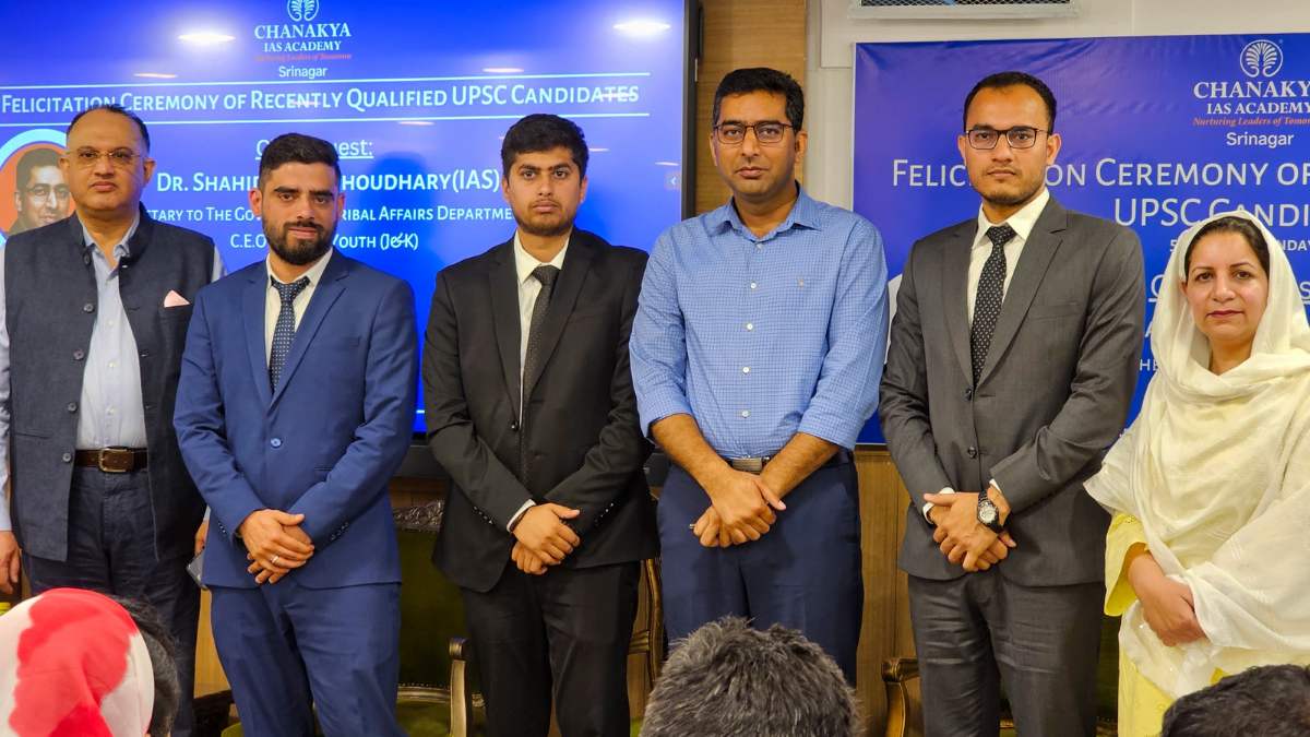 Chanakya IAS Academy felicitates UPSC rankers in Sgr Chanakya IAS Academy felicitates UPSC rankers in Sgr