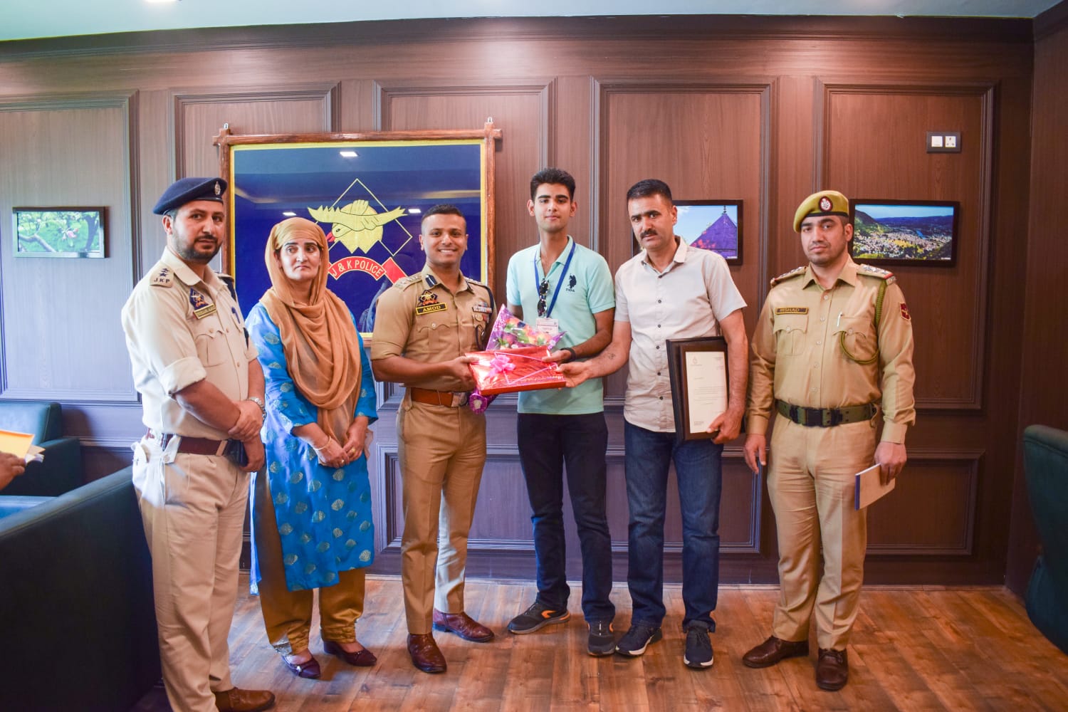 Baramulla police felicitate specially-abled student for passing class 10 with flying colours