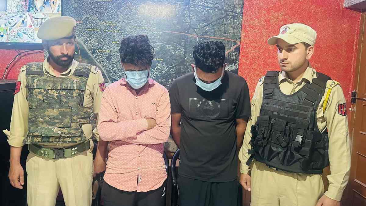 Two arrested for assaulting media person, disturbing peace in Dalgate, Sgr Two arrested for assaulting media person, disturbing peace in Dalgate, Sgr