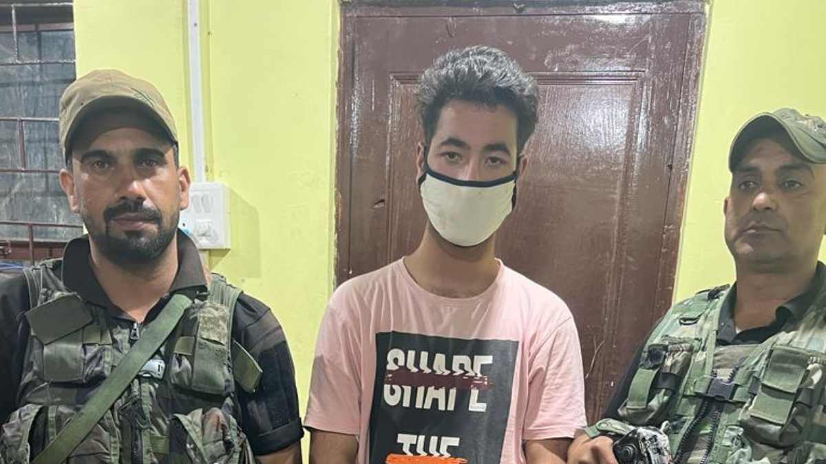 Baramulla police recover kidnapped girl within hours in Budgam, arrest accused Baramulla police recover kidnapped girl within hours in Budgam, arrest accused