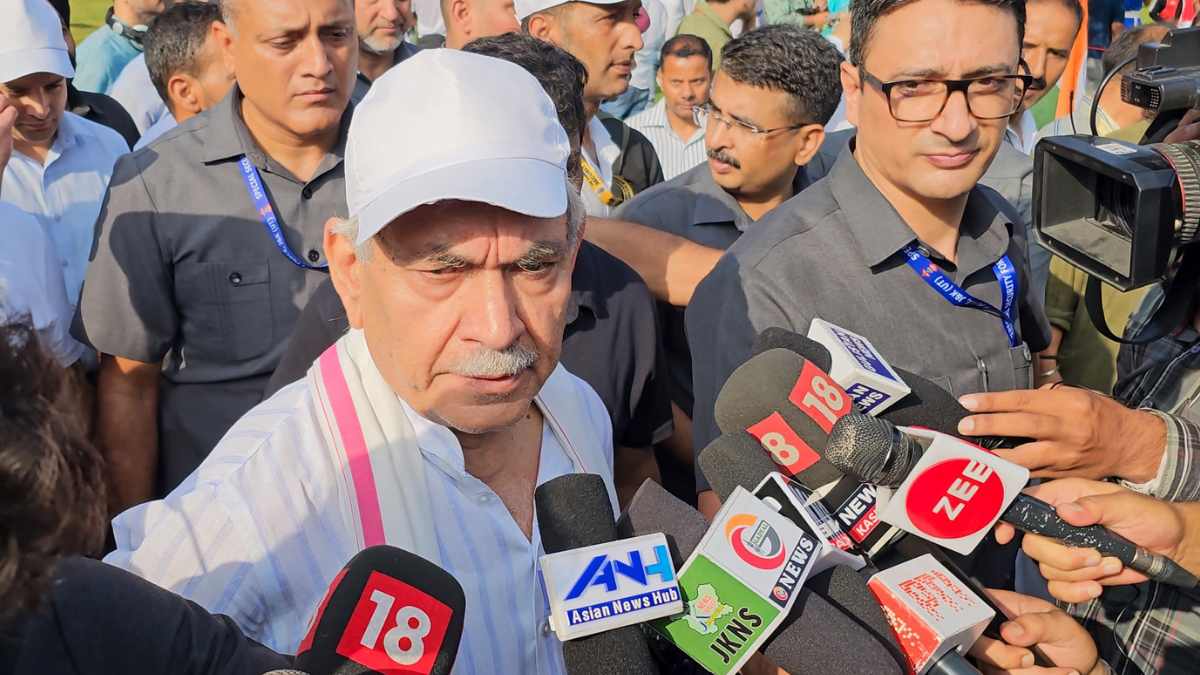 Committed to drug free, terror free, corruption free J-K: LG Manoj Sinha Committed to drug free, terror free, corruption free J-K: LG Manoj Sinha