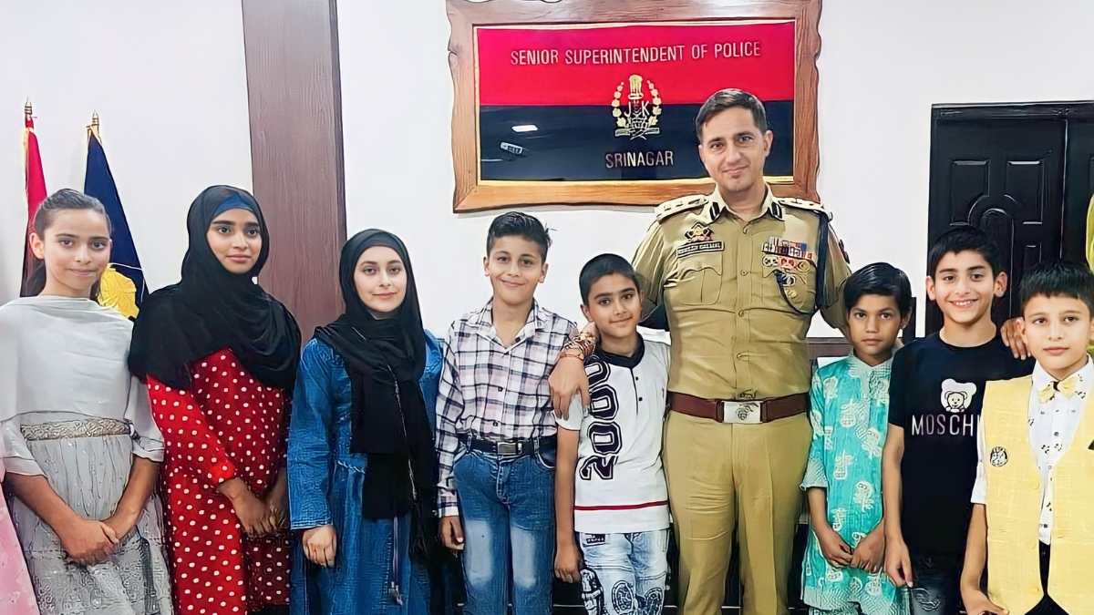 SSP Sgr celebrates Raksha Bandhan with SOS children SSP Sgr celebrates Raksha Bandhan with SOS children