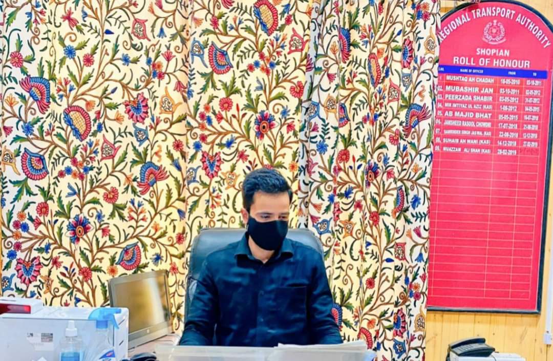 ARTO Shopian serves notice to commuter, asks him to show cause as to why his license should not be suspended