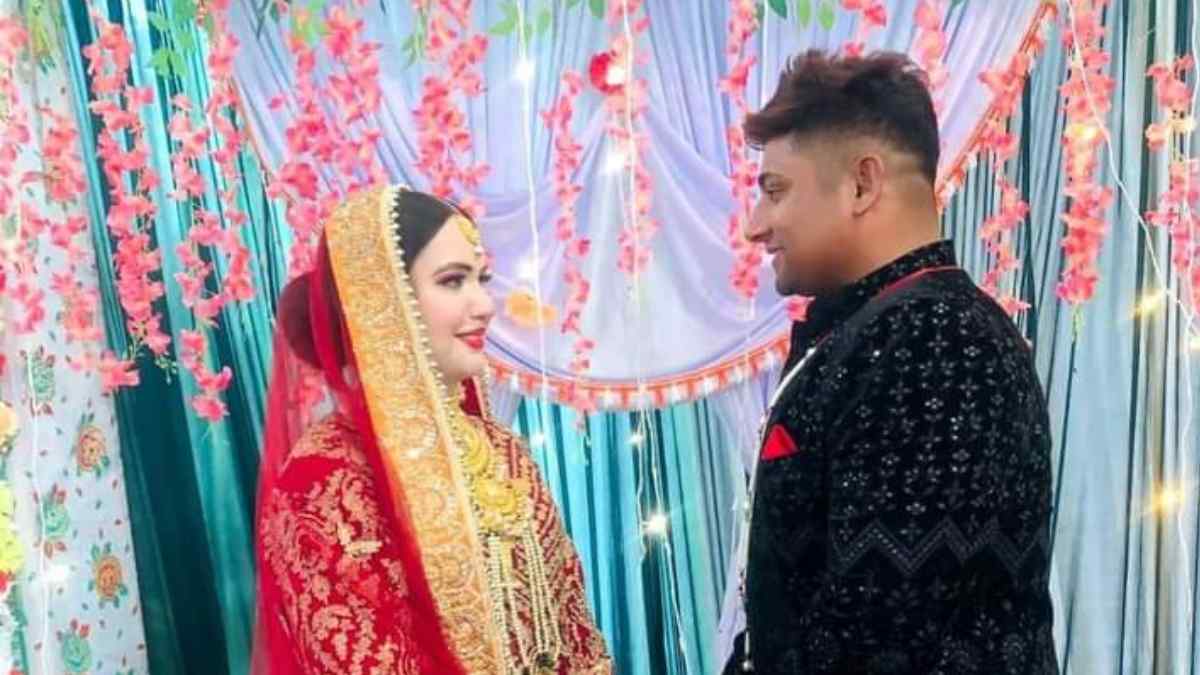 Badalta Kashmir: Sarfaraz Khan, an Indian cricketer, marries a Shopian girl Badalta Kashmir: Sarfaraz Khan, an Indian cricketer, marries a Shopian girl