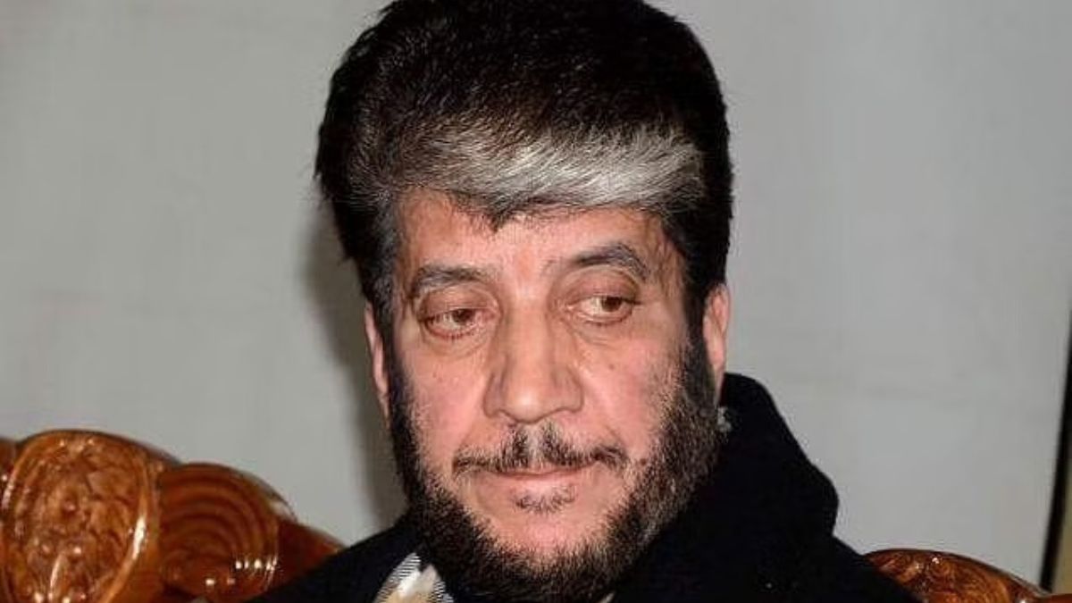 Delhi HC seeks NIA stand on bail plea of Shabir Shah