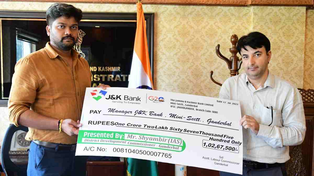 Asst labour commissioner presents cheque worth Rs 1.2 crore to DC Ganderbal for disbursement under assistance scheme Asst labour commissioner presents cheque worth Rs 1.2 crore to DC Ganderbal for disbursement under assistance scheme
