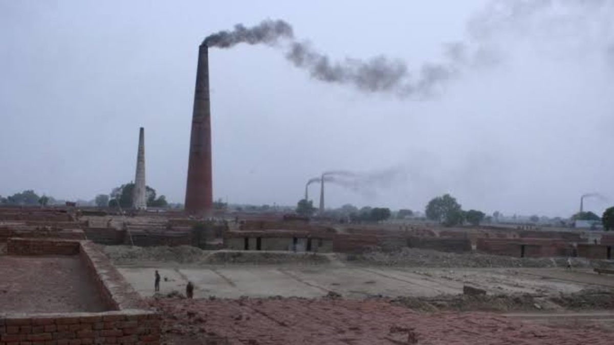Unregistered, illegal brick Kilns at Budgam: State Taxes dept conducts raid