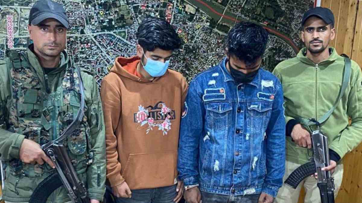 Two accused involved in stabbing a man in Srinagar apprehended