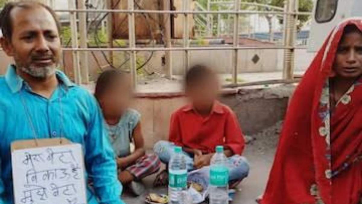 Man fails to repay loan, puts up banner to sell his minor son