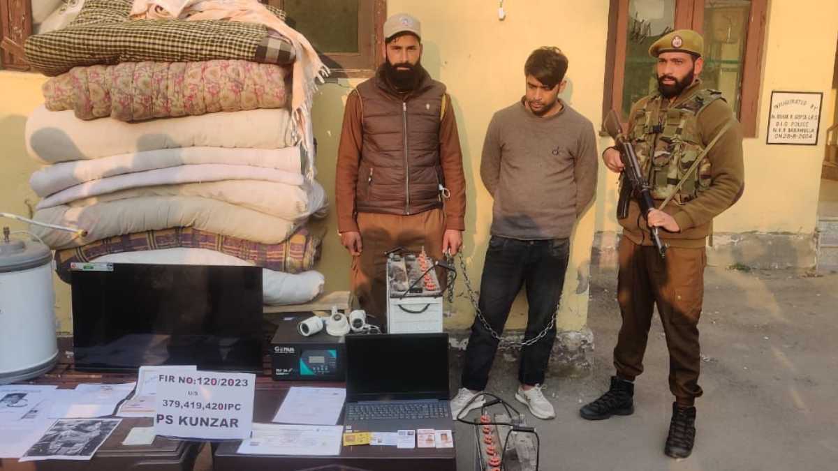 Man impersonating as CBI officer arrested in Baramulla Man impersonating as CBI officer arrested in Baramulla