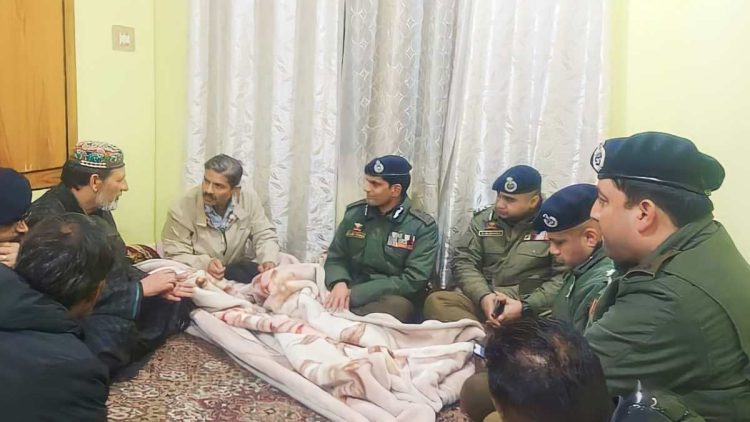DGP R R Swain visits Martyr Insp. Masroor’s home expresses condolences