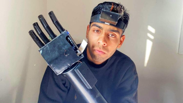 Srinagar teen develops robotic arm controlled by head movements