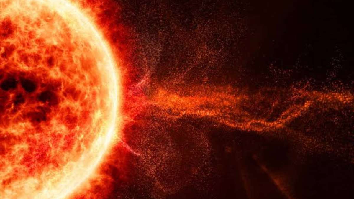 Solar storm to strike Earth today