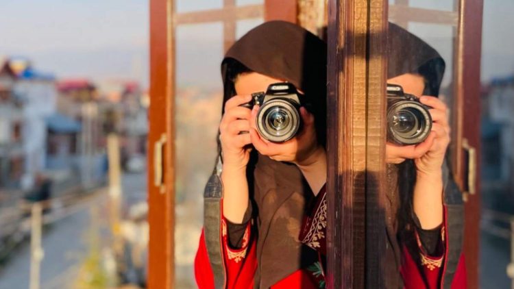 Capturing moments, Shaping dreams: Muskaan Yaseen's journey through Photography, Social media management Capturing moments, Shaping dreams: Muskaan Yaseen’s journey through Photography, Social media management