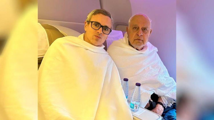 Dr Farooq, Omar leave for Saudi Arabia to perform ‘Umrah’