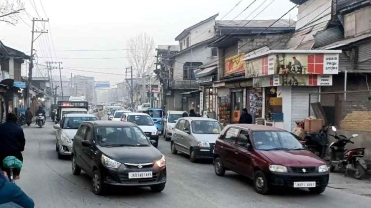 Barzulla Bund Road now open: Divisional Administration, Kashmir