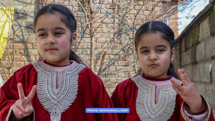Twin sisters take internet by storm with vlog on Snowfall