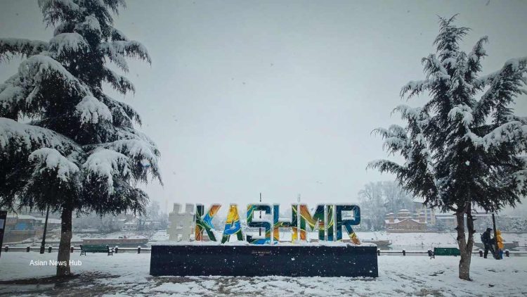 J&K Braces for Moderate Wet Spell Tomorrow Kashmir braces for wet spell
