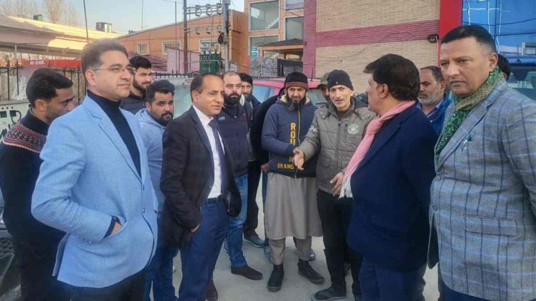 Custodian General inspects evacuee properties in Kashmir division; Asks officers to act swiftly against encroachments