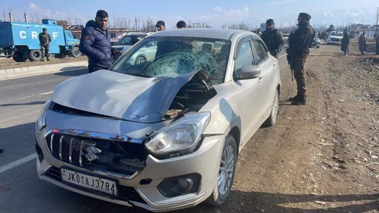 Elderly man killed after hit by vehicle in Kulgam Elderly man killed after hit by vehicle in Kulgam