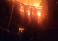 Massive fire breaks out in Jamalata Srinagar