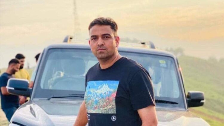 Brick-kiln owner dies after wall of loose bricks collapsed in Budgam Brick-kiln owner dies after wall of loose bricks collapsed in Budgam