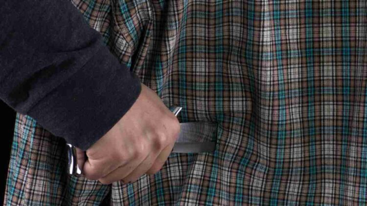 Teenage boy stabbed to death in Anantnag Fruit seller stabbed to death in Srinagar