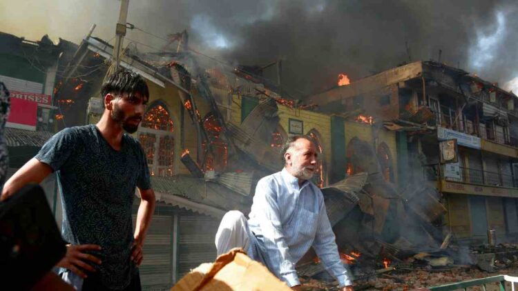 Two Mosques, Three Commercial Buildings, and Ten Residential Houses Damaged in Major Fire in Bohrikadal, Srinagar