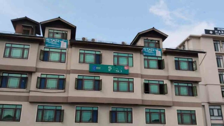 CMO Srinagar seals operation theater of Star Hospital Srinagar for gross violation of medical protocols